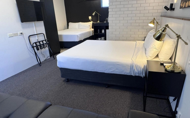 Matador Motor Inn – Guest Rooms – Coffs Harbour