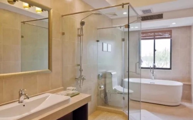Yayuan Garden Holiday Hotel
