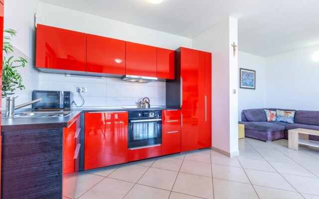 Nice Home in Stanici With Wifi and 3 Bedrooms