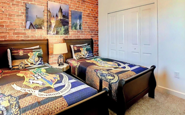 Storey Lake 6BR Private Pool Spa Waterpark/disney