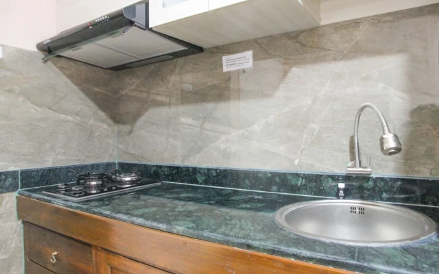 Vibrant Soho Studio Pakubuwono Terrace Apartment