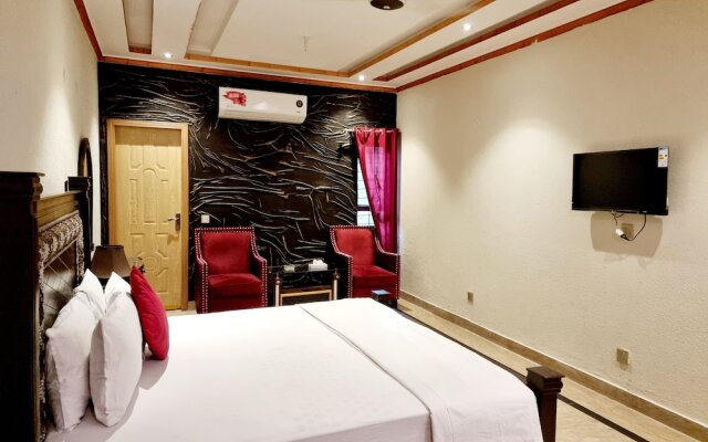 Royal Continental Hotel