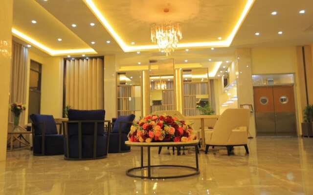 Triple-e Hotel and Spa