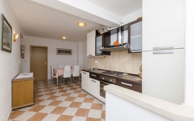 Apartments Marinko
