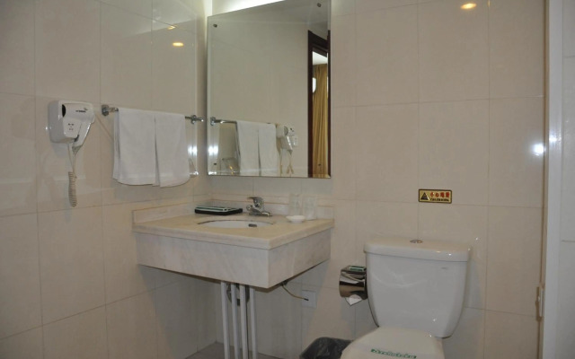 King Parkview Hotel