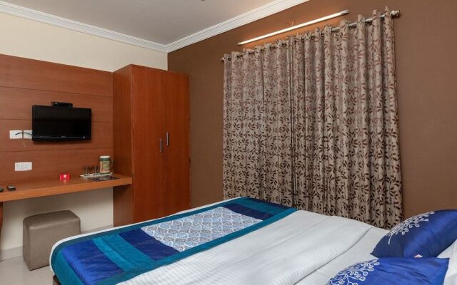 Oyo 2118 Palm Shore Residency