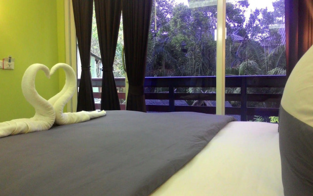 Sinsamut Koh Samed Hotel