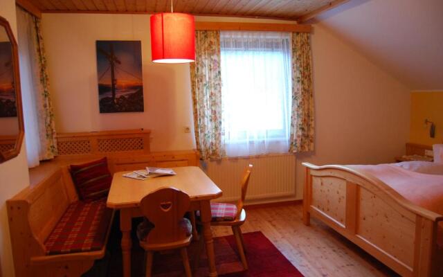 Holiday Apartment in Tropolach Near Pressegger See