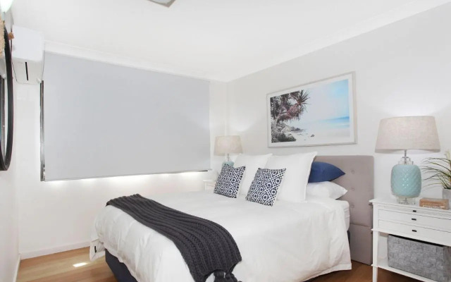 Windmill 4 - Two Bedroom Beachside Apartment on Parkyn Parade!
