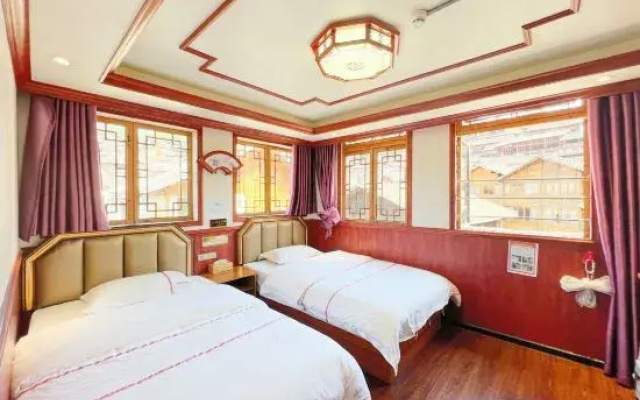 Xiaowo Homestay (Xijiang Qianhu Miao Village Ancient Street)
