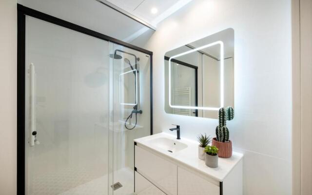 R32 Boutique Apartments
