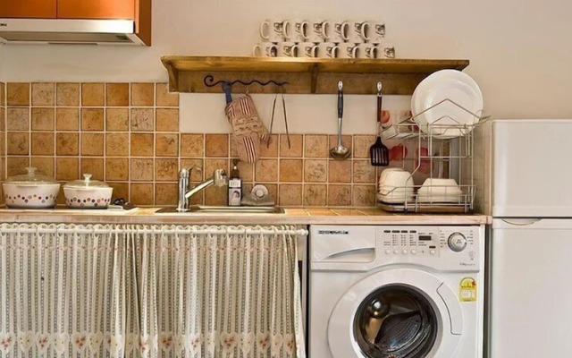 Little Provence Pension