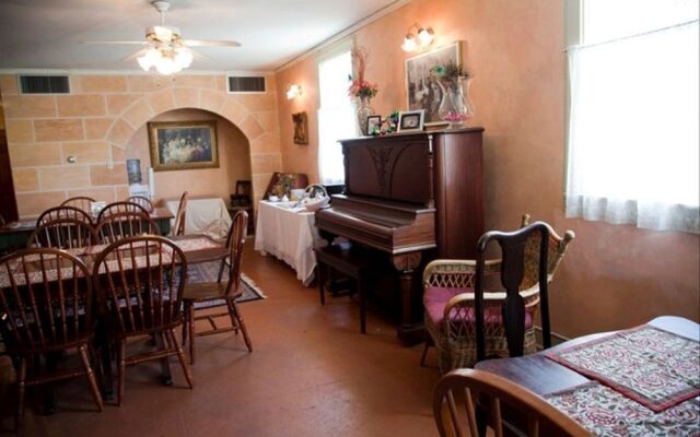 Fairchild House Bed & Breakfast