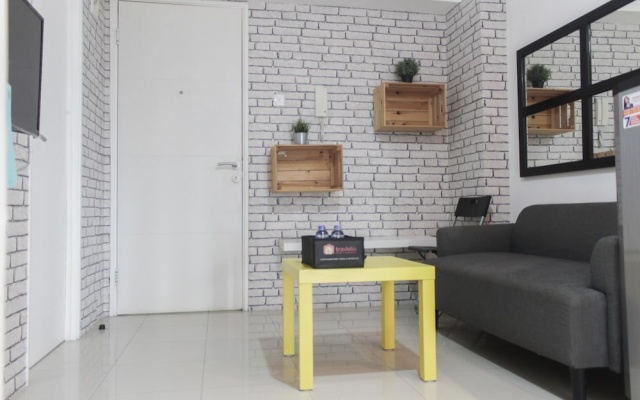 Minimalist And Enjoy 2Br At Bassura Apartment Near Bassura Mall – Hotel Rooms – Jakarta