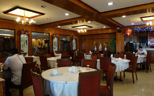 Aloha Hotel
