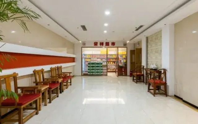 Huludao Ningzhe Hotel (Feitian Square)