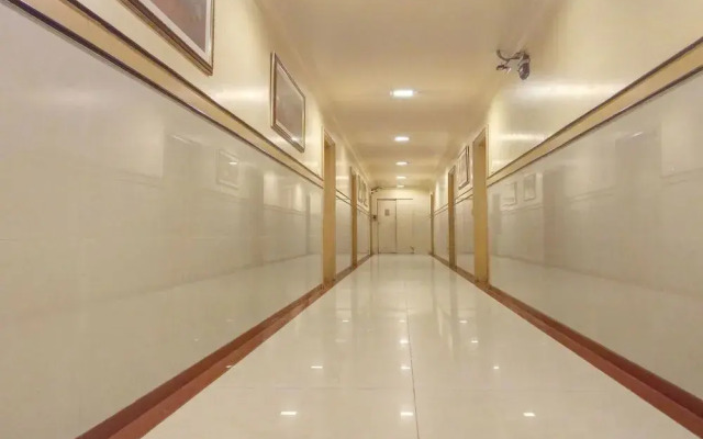 Oyo 333 Hotel Crystal Homes