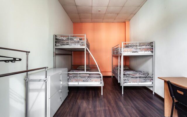 Mister Econom Hotel - Hostel