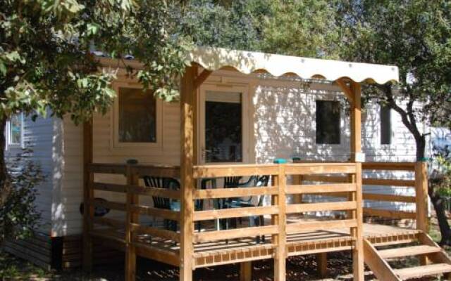 Domaine des Chênes Blancs - Camping