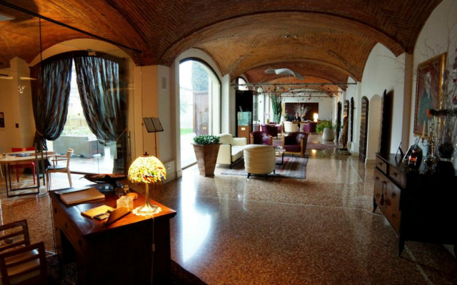 The Ziba Hotel & Spa