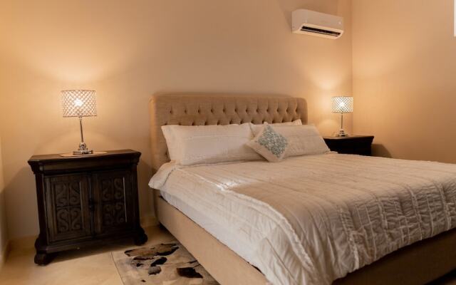 Cascadas de Pedregal 712 3 BR by Casago