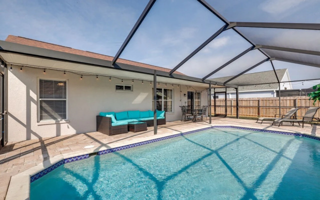 Apollo Beach Vacation Rental w/ Private Pool!
