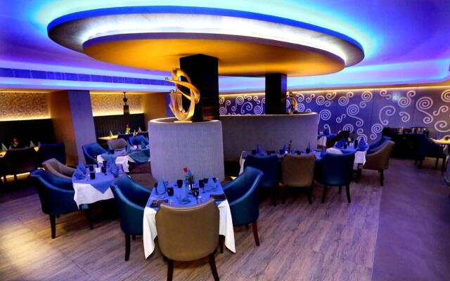 Hotel Swosti Grand