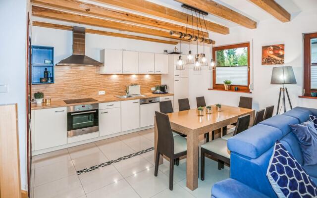 Stunning Home in Sarbinowo With Wifi and 4 Bedrooms