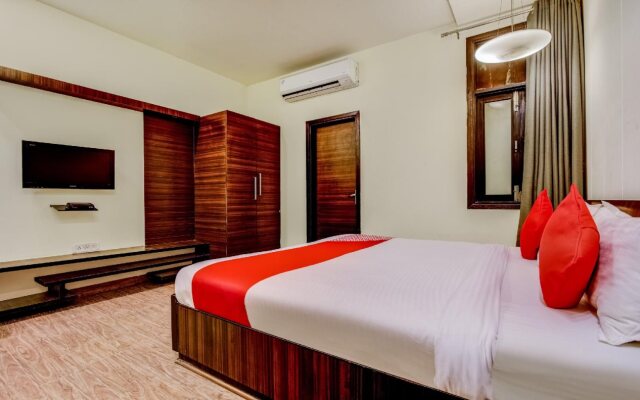 OYO Townhouse 281 Harsh Vihar Near M2K Cinemas Rohini