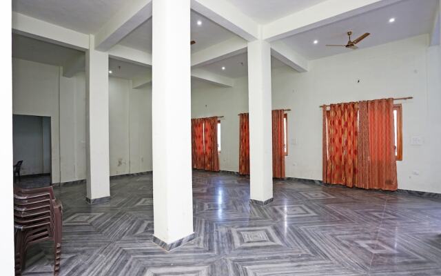 Hotel Jay Continental By OYO Rooms