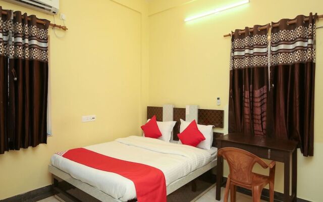 OYO 13554 Hotel Buttercouch