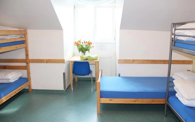 Westend City Hostel GmbH
