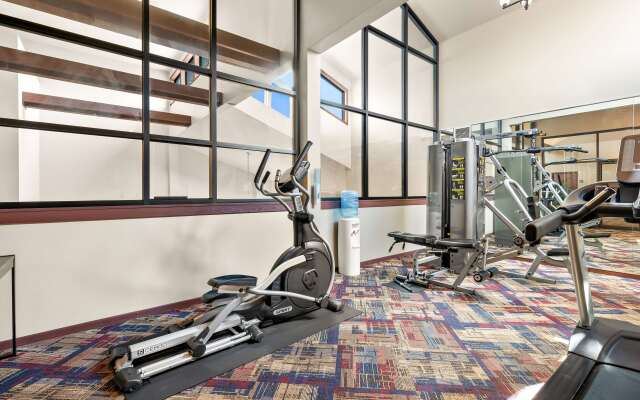 Best Western West Towne Suites