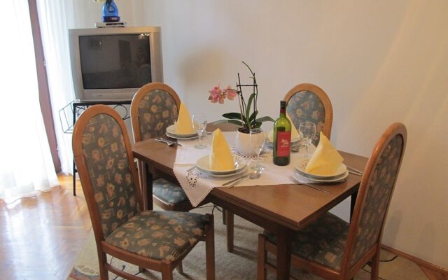 Lovely Apartment With a Sea View Apartment