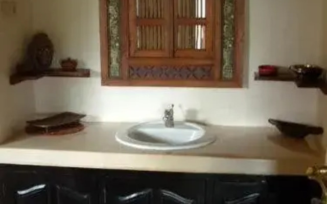Puri Ayu