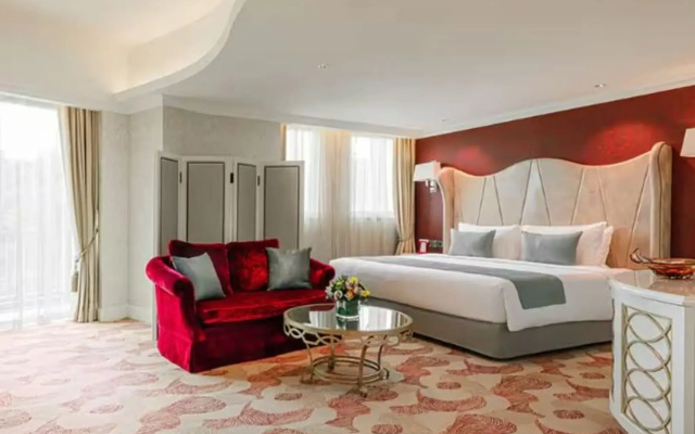 Resorts World Sentosa - Crockfords Tower