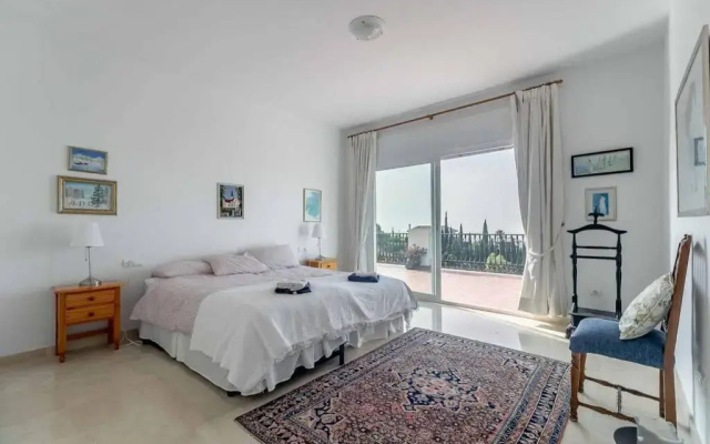 49-La Paz-Hacienda With Breathtaking Views in Mijas!