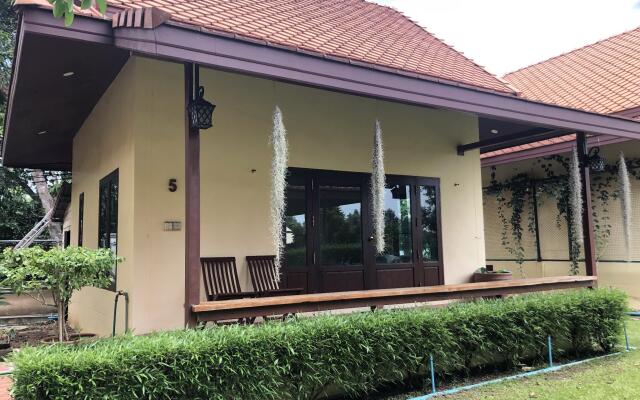 Tharnrarin Villa Suphan Buri