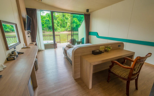 Binlha Raft Resort