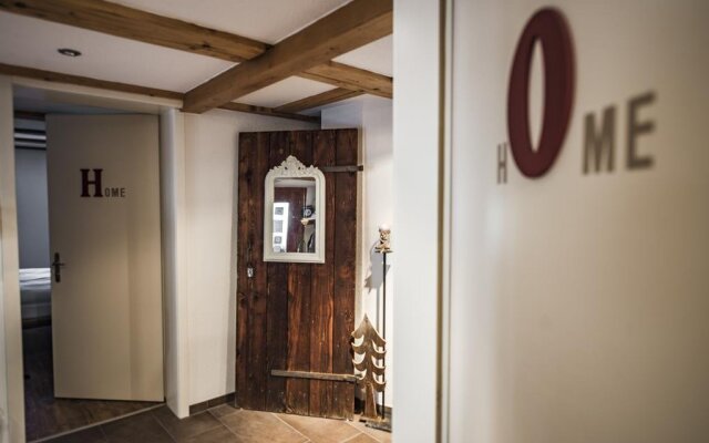 B3 Boutique-Bed & Breakfast