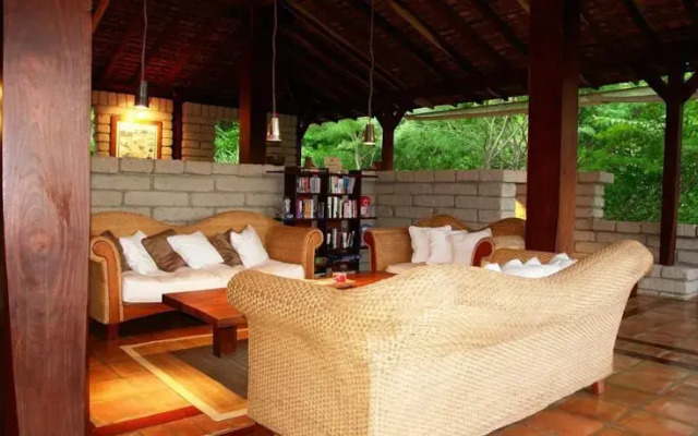 Hacienda & Ecolodge Morgan's Rock