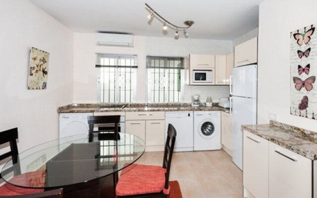 Vacation Internationale Nueva Andalucia, Málaga, Spain