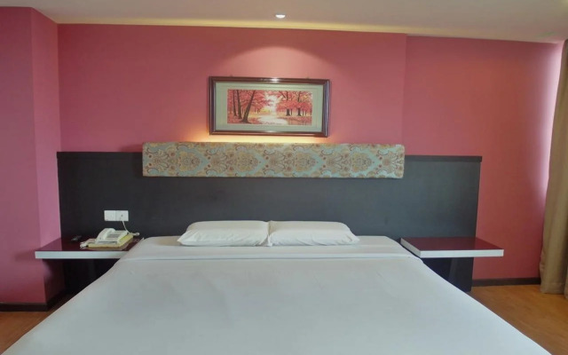 Red Rock Hotel