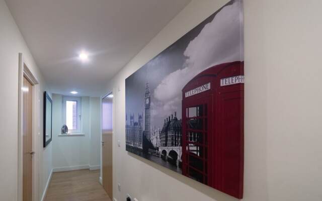 Elegant Central London Apartment
