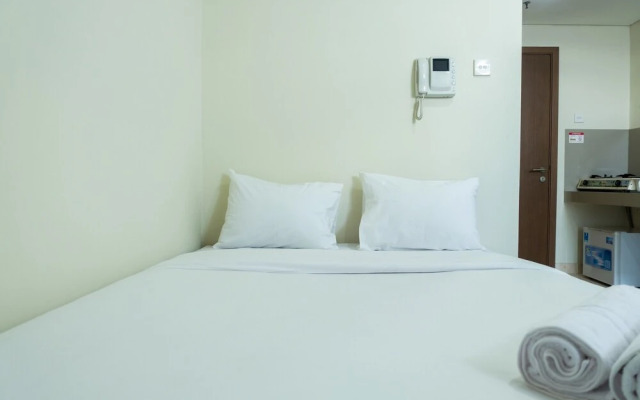 Relax Studio Apartment at Puri Orchard