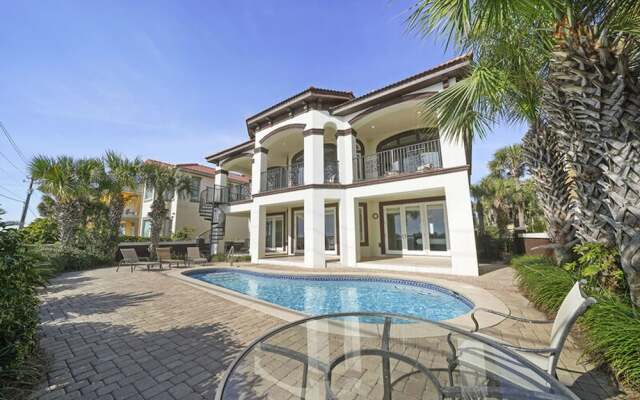 Biarritz by Five Star Properties