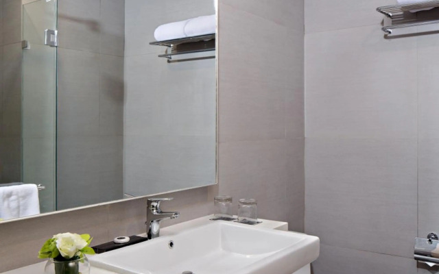 Paragon Gallery Hotel