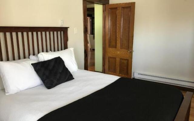 Leaside Executive Apartments