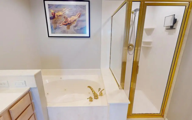 Desoto Beach Club 201