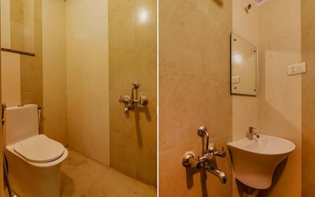 FabHotel Frenotel - Madhapur